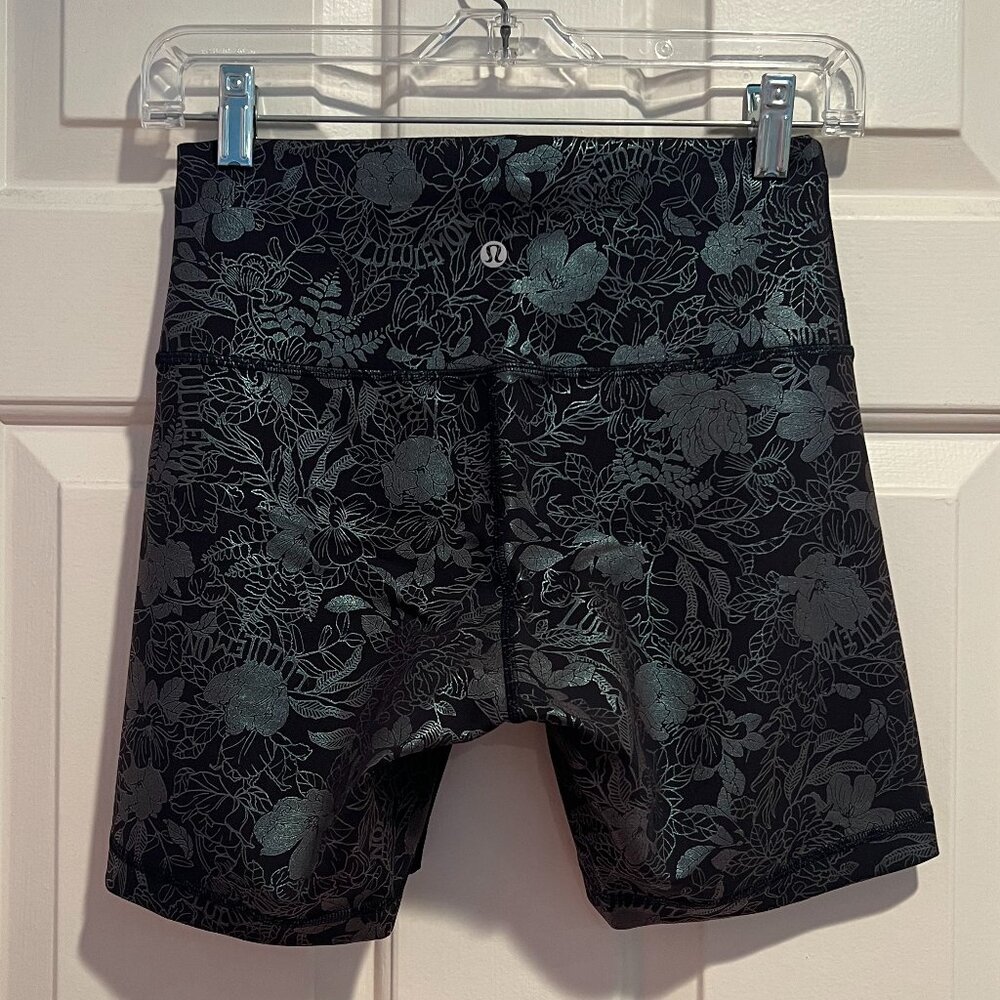 lululemon Wunder Train High-Rise 6" Short *Foil - Picture 4 of 5